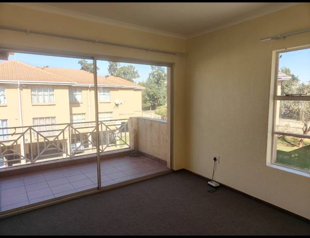 2 BEDROOM APARTMENT BLOCK TO LET IN THREE RIVERS PROPER